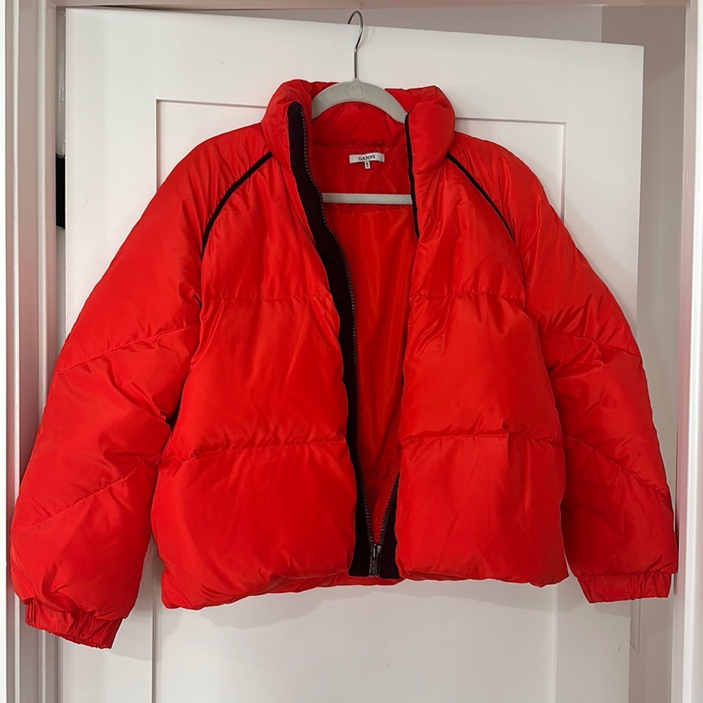 Ganni orange size 36 puffer jacket -gorgeous and excellent condition -worn once!